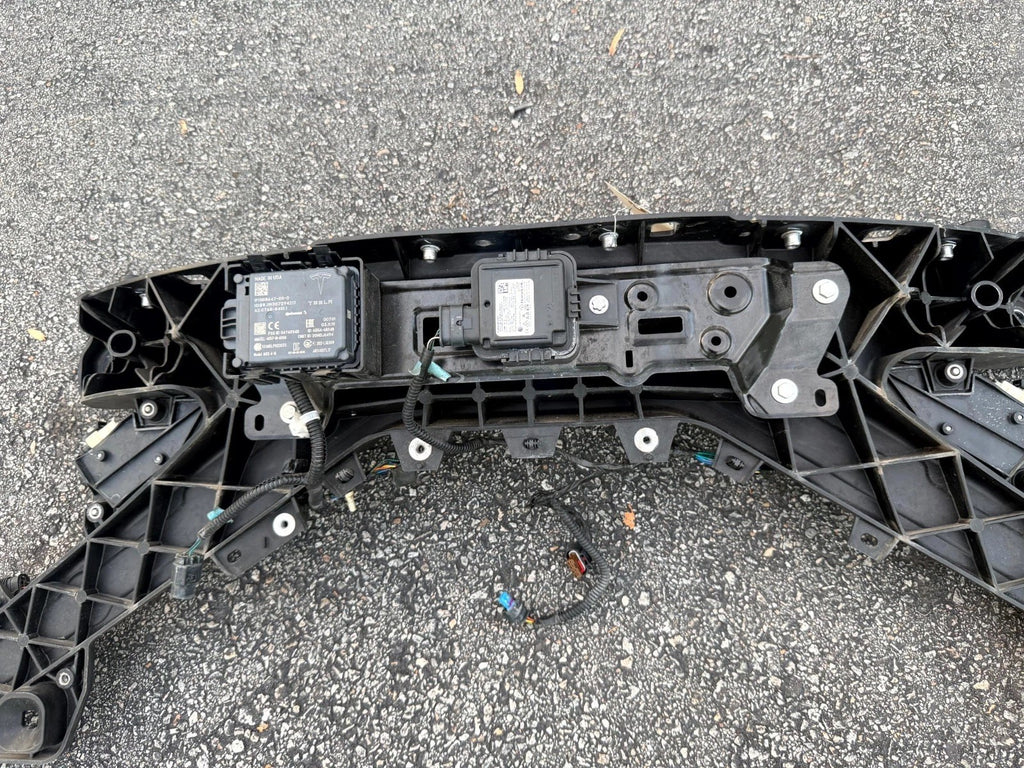 ♦️2017–2023 TESLA MODEL 3 FRONT RADIATOR CORE SUPPORT CARRIER OEM, 1118289-00-H