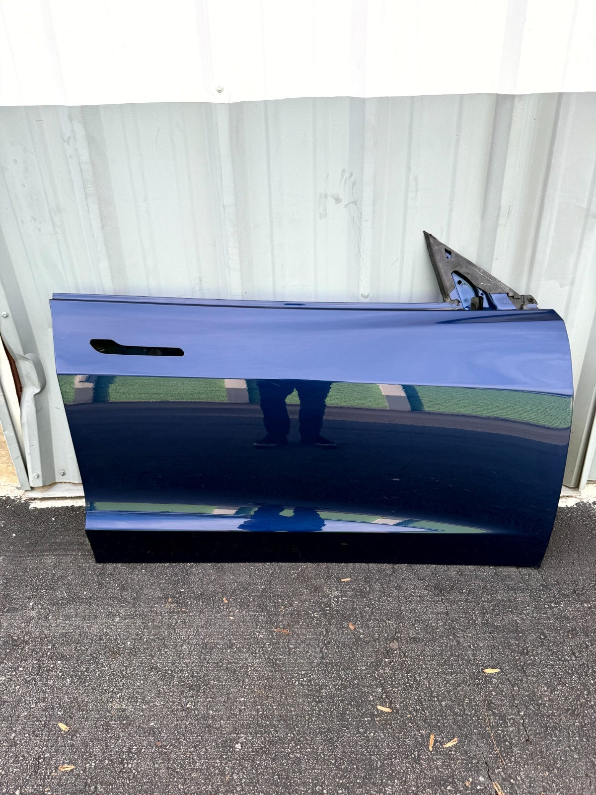 ♦️17–23 TESLA MODEL 3 FRONT RIGHT PASSENGER SIDE DOOR SHELL OEM, 1081420-E0-C
