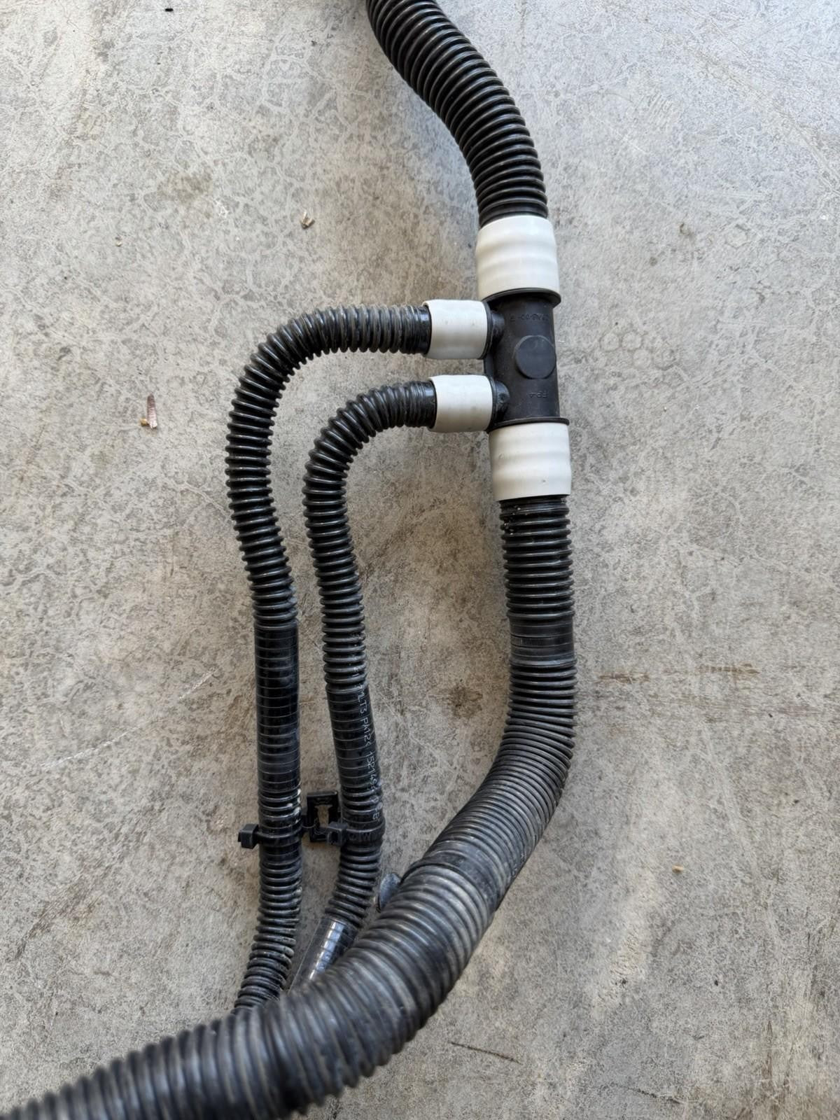 ♦️17–23 TESLA MODEL 3 CHILLER TO BATTERY COOLING TUBE HOSE PIPE OEM, 152149300B