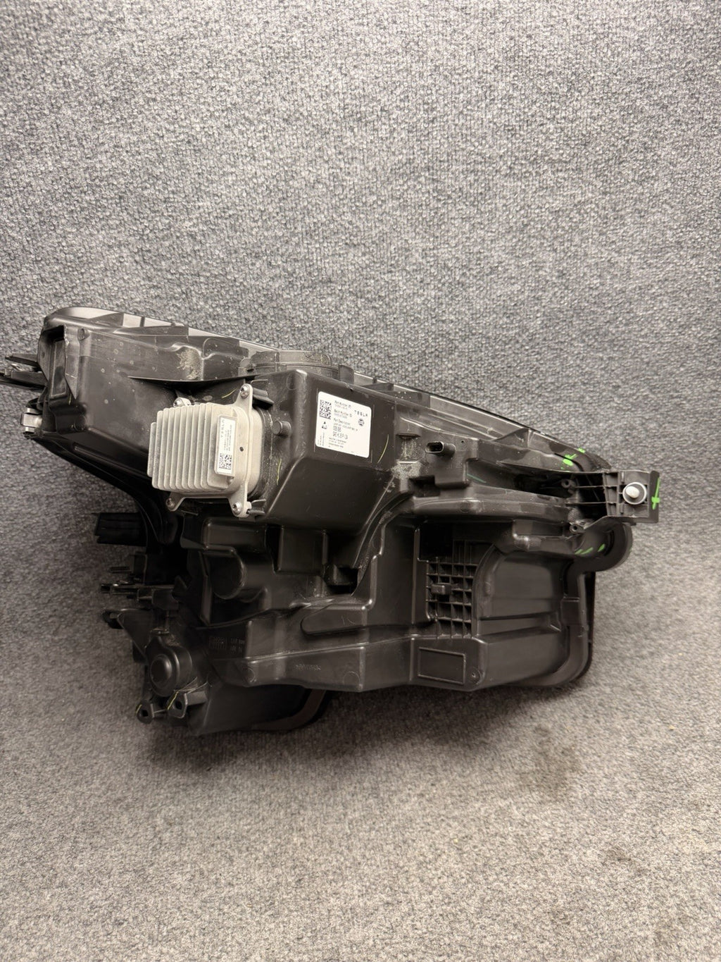 2025 2026 Tesla Model Y Juniper Left Driver Side LED Headlight OEM 1918347-00-E