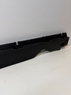 2020-24 TESLA MODEL Y RIGHT SIDE SKIRT ROCKER PANEL MOLDING CARRIER BRACKET
