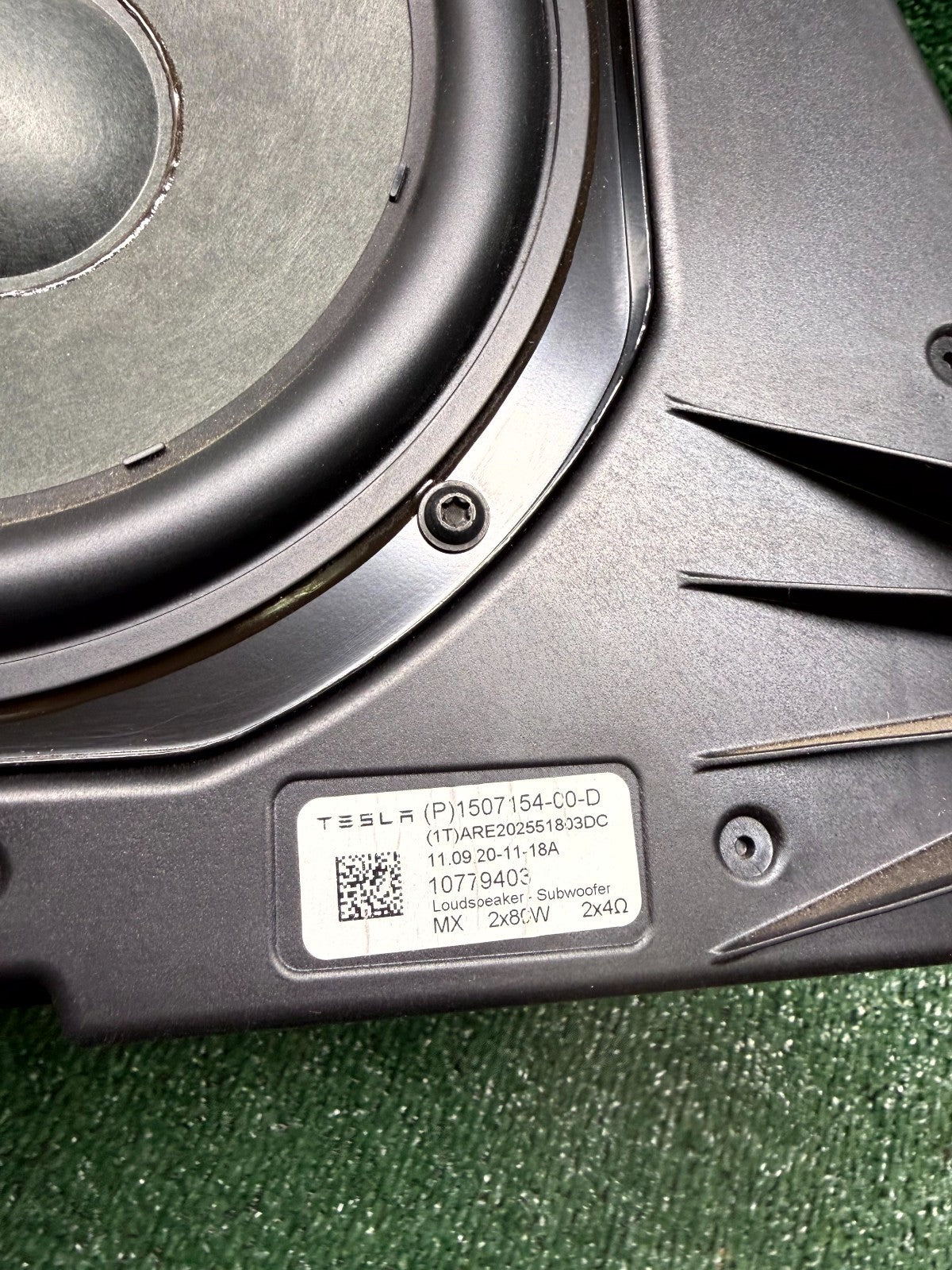 ♦️20-25 TESLA MODEL Y AUDIO SPEAKER SUBWOOFER ASSEMBLY OEM, 1507154-00-D