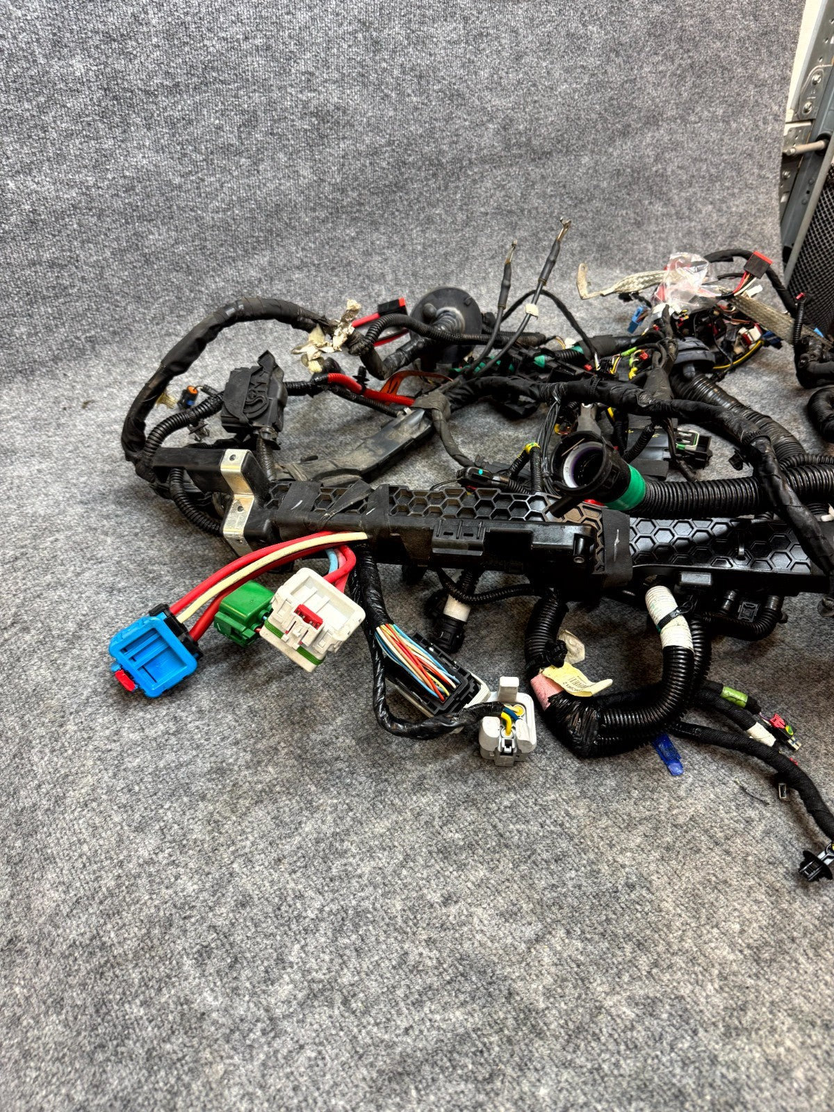 2020-2024 Tesla Model Y AWD Front Wire Wiring Harness OEM 2489058-01