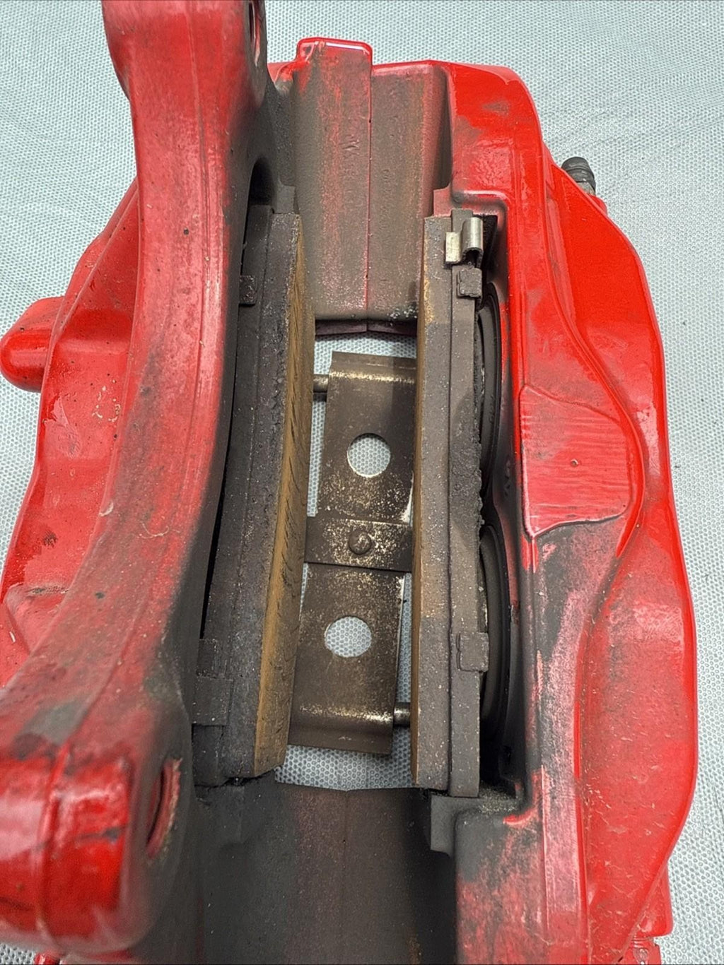 ♦️12-20 TESLA MODEL S FRONT LEFT SIDE BRAKE CALIPER BREMBO OEM,  1007794-01-D