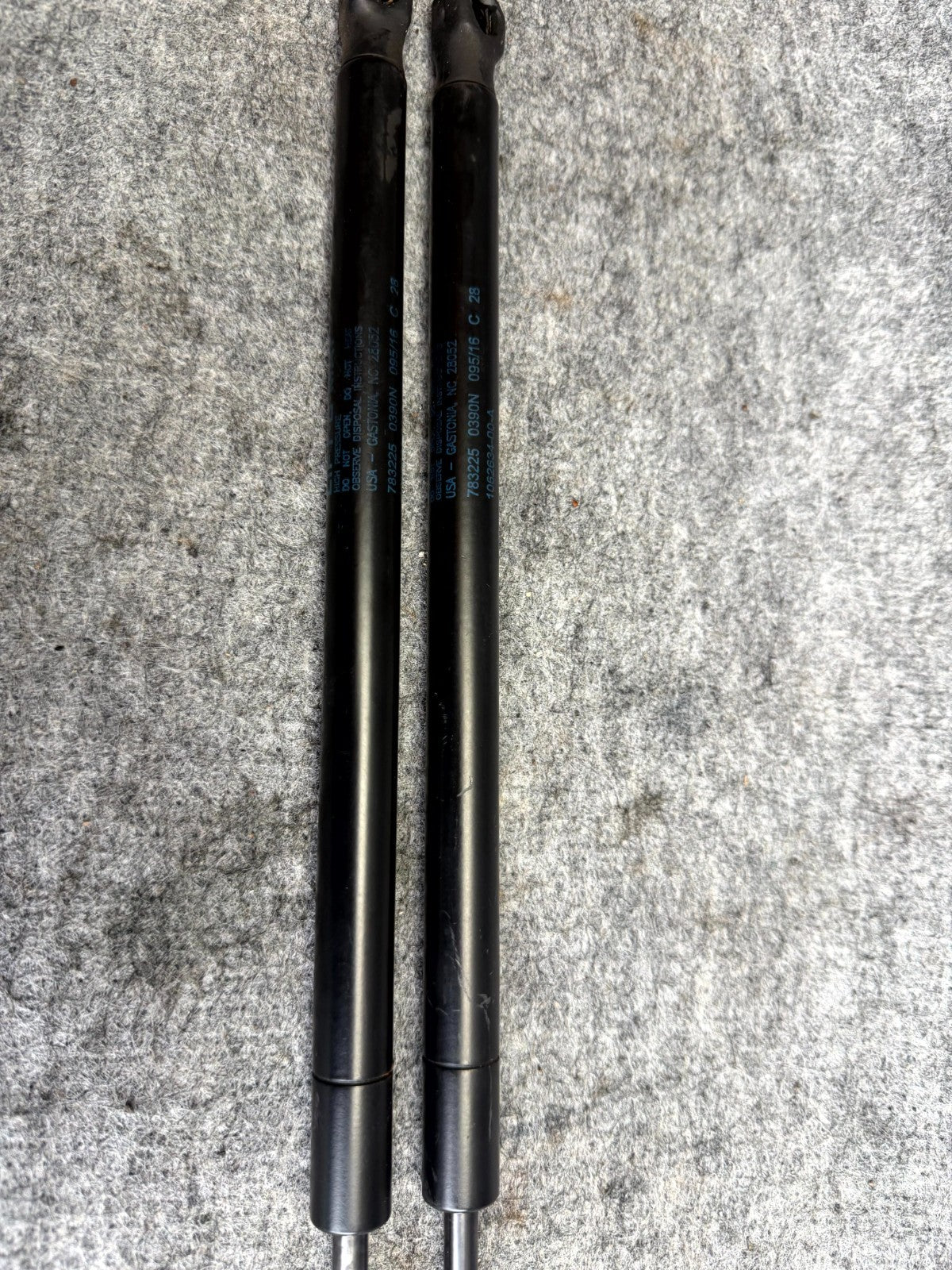♦️12-20 TESLA MODEL S FRONT LEFT/RIGHT BONNET HOOD LIFT GAS STRUT OEM 106263400A