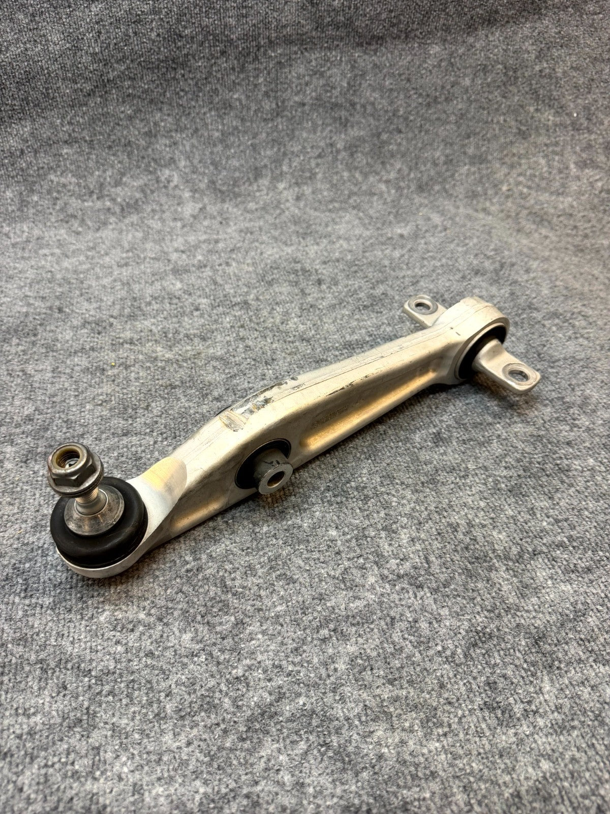 2020 - 2024 TESLA MODEL Y FRONT RIGHT / LEFT LOWER CONTROL ARM OEM, 1188341-00-C