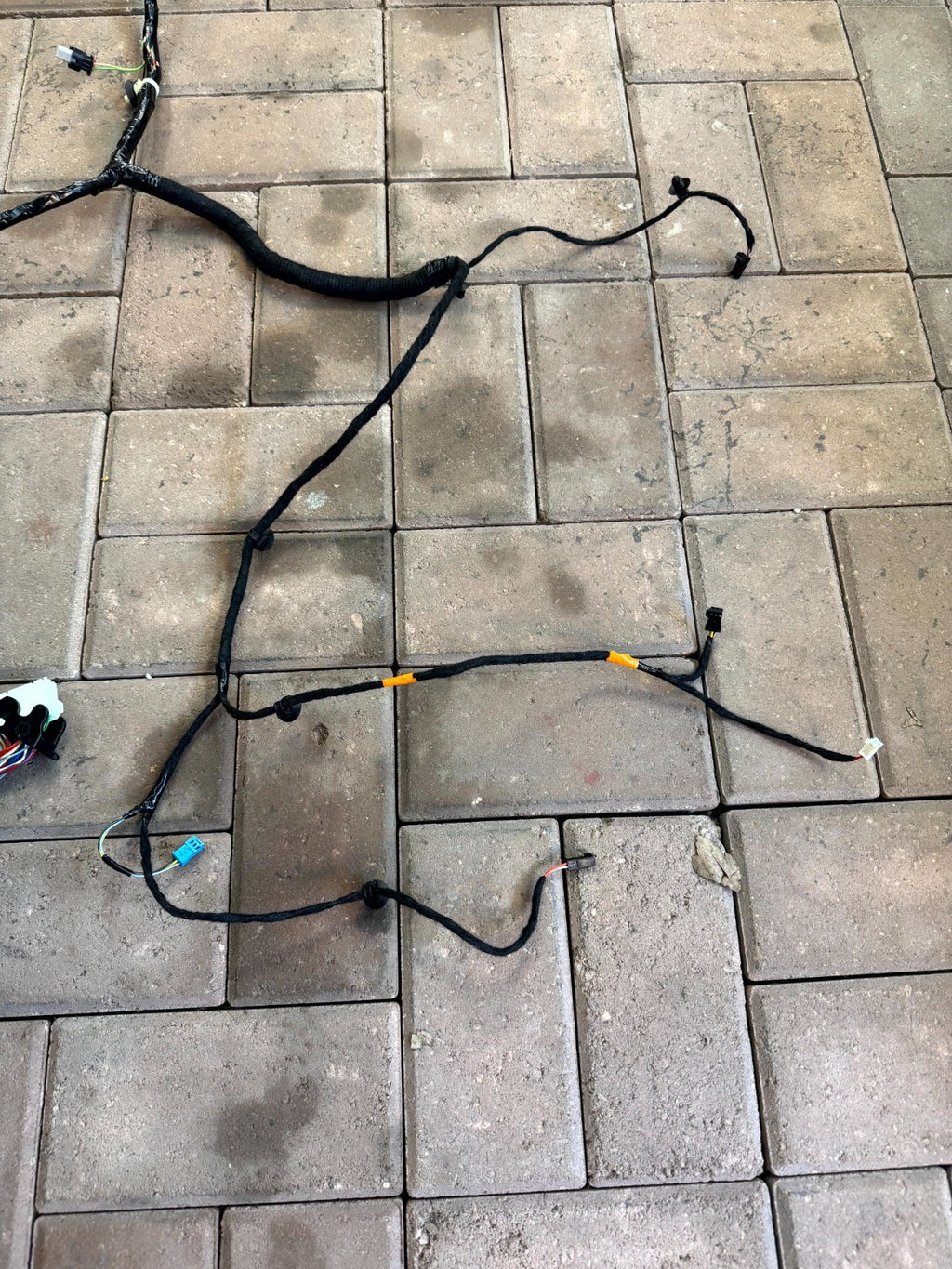 20-24 TESLA MODEL Y FRONT RIGHT SIDE DOOR WIRE WIRING HARNESS OEM, 1489052-00-F