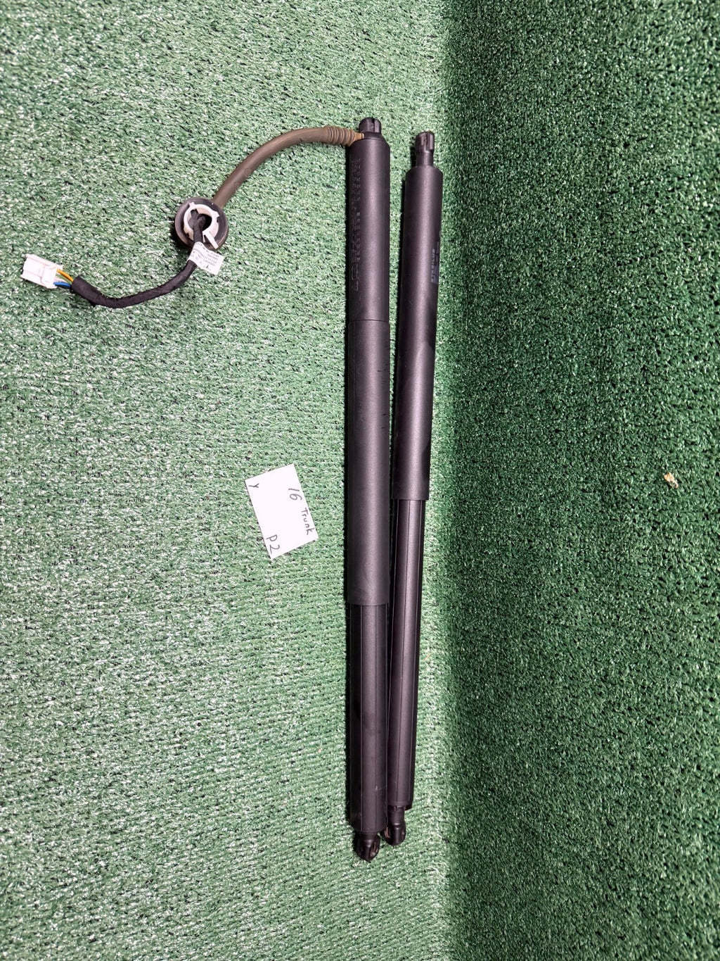 ♦️20-24 TESLA MODEL Y REAR LEFT & RIGHT TRUNK SHOCK STRUT OEM, 1500602-00-A