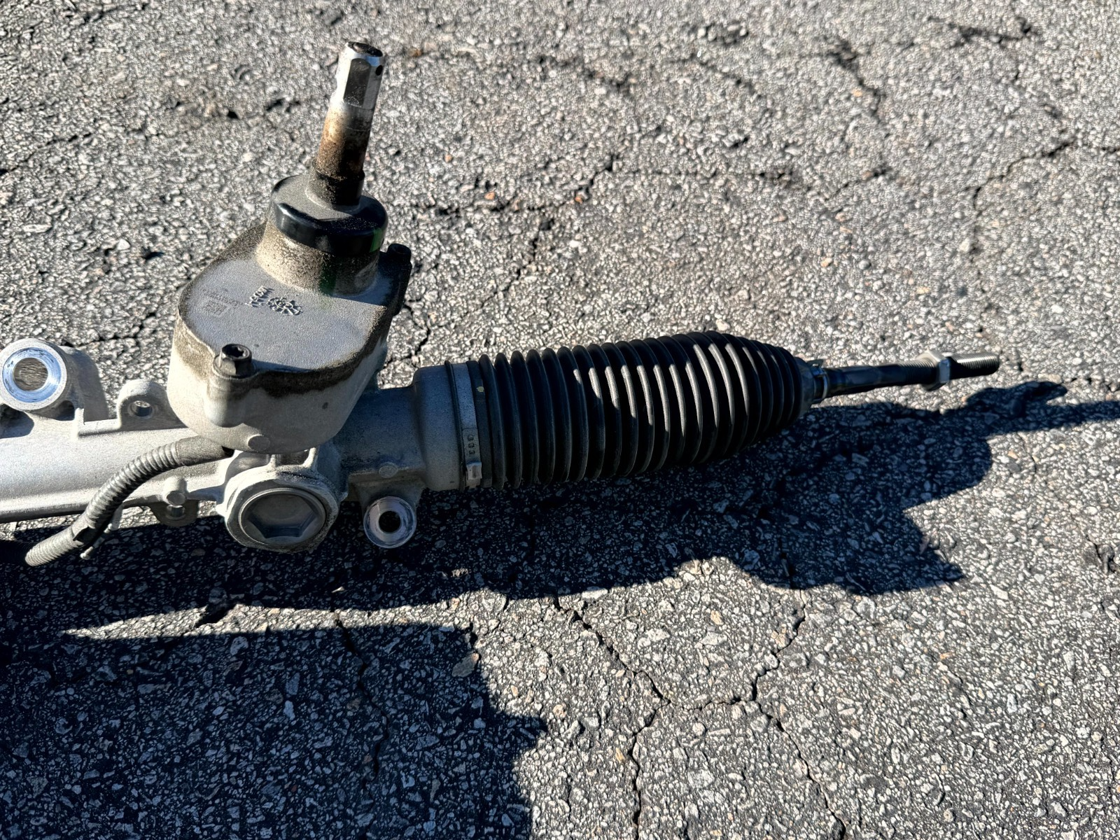 ♦️2017 - 2023 TESLA MODEL 3 POWER STEERING GEAR RACK & PINION OEM, 1044832-00-A