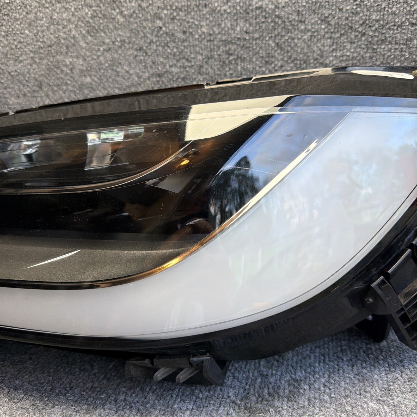 ♦️16-20 Model X Left Driver Side Headlight Up-Level LED Headlamp 1034314-00-B