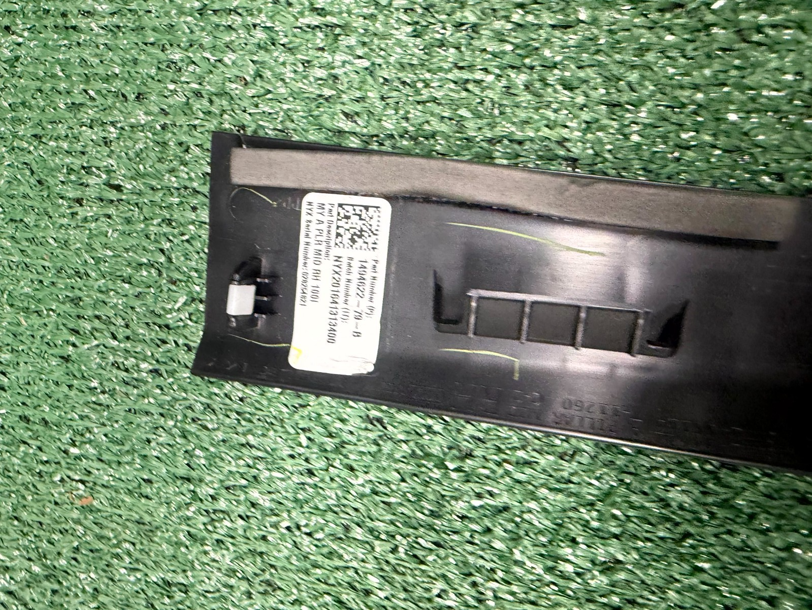 ♦️2020-2024 TESLA MODEL Y FRONT RIGHT A PILLAR LOWER TRIM COVER OEM, 149462279B