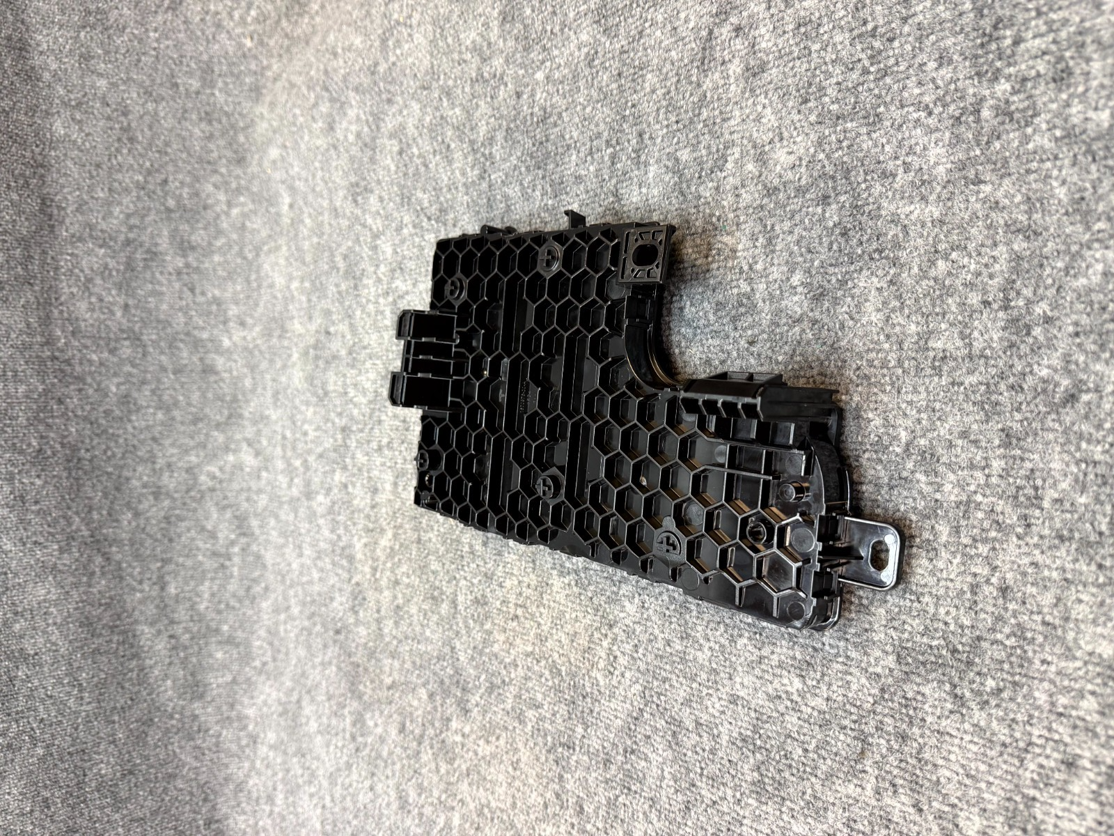 2020-2024 TESLA MODEL Y LEFT BODY CONTROLLER COMPUTER UNIT OEM, 1657648-02-A