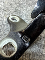 2020-2024 TESLA MODEL Y FRONT RIGHT PASSENGER SIDE DOOR HINGE OEM, 1626075-00-C