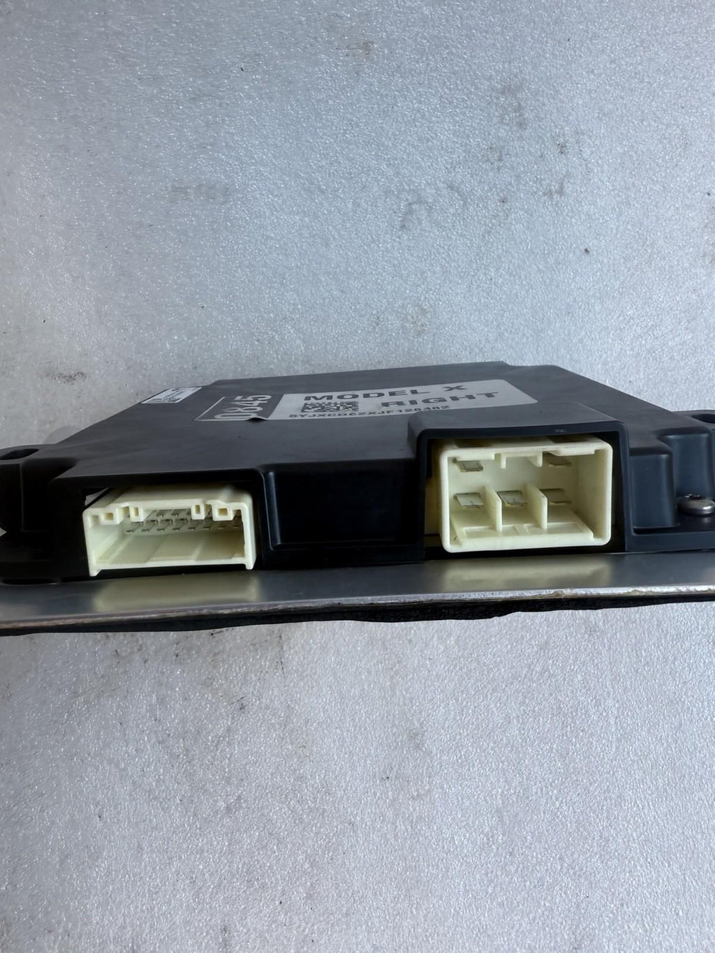 ♦️2016-2020 TESLA MODEL X FRONT RIGHT SIDE DOOR CONTROL MODULE OEM, 1050183-00-E