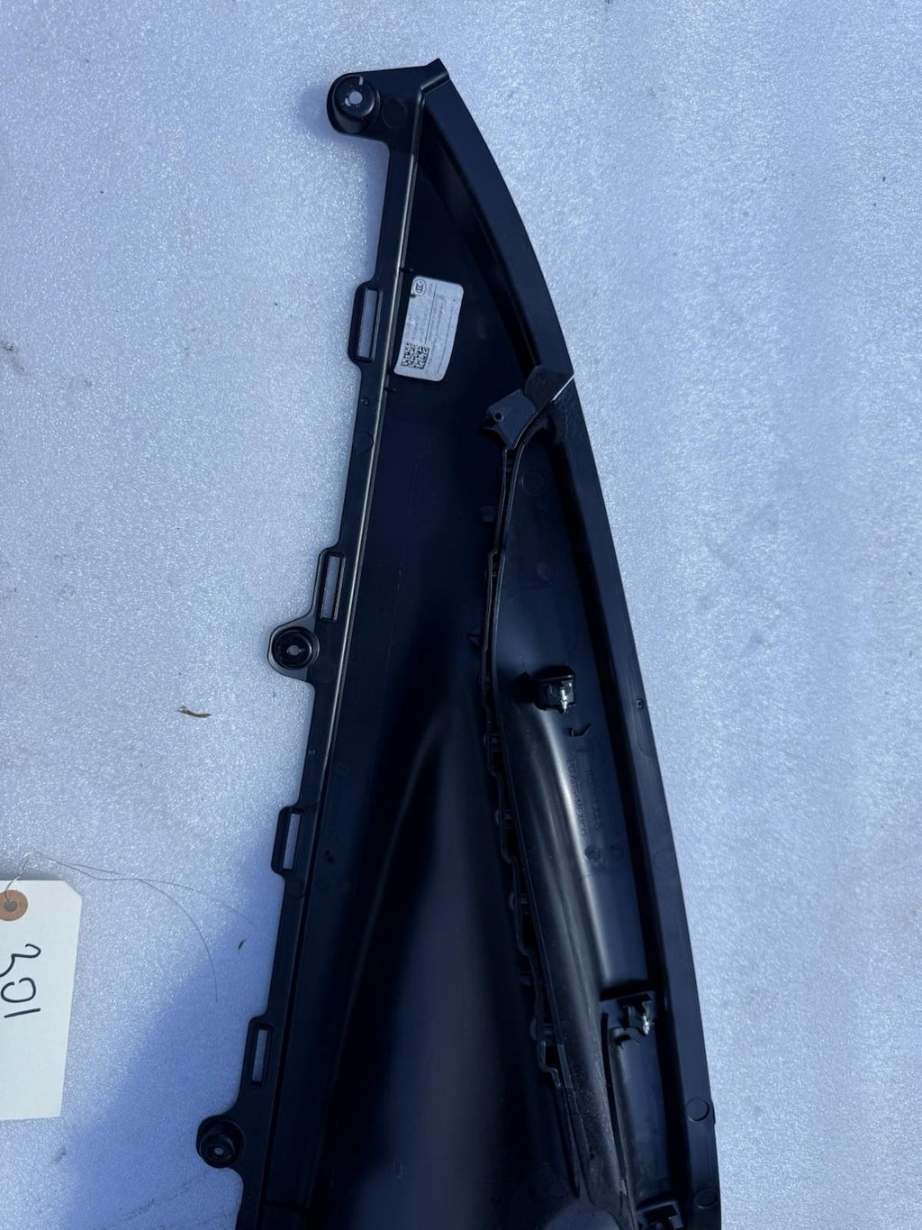 ♦️2016-2020 TESLA MODEL X REAR RIGHT SIDE C PILLAR TRIM COVER OEM, 1035960-04-D