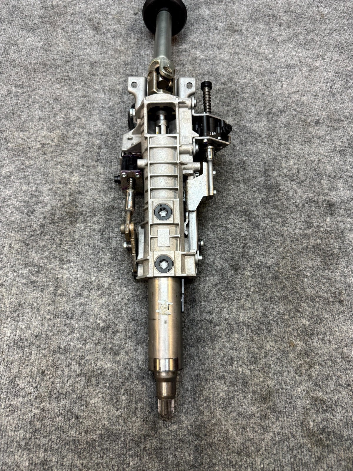 20-24 TESLA MODEL Y ELECTRIC STEERING COLUMN & INTERMEDIATE SHAFT OEM 118881100E