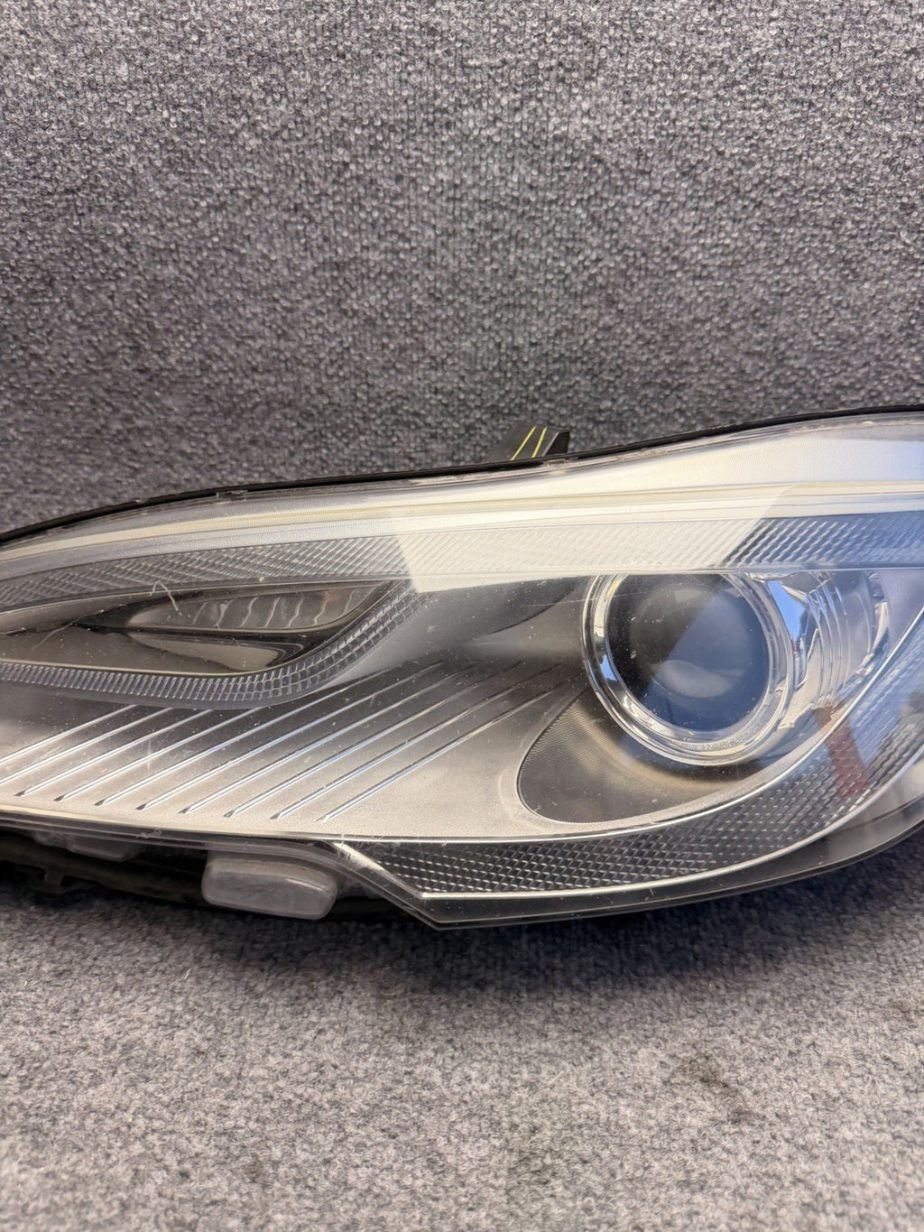 Tesla Model S Headlight Head Lamp Front Left 2012-2016 6005906-00-B OEM