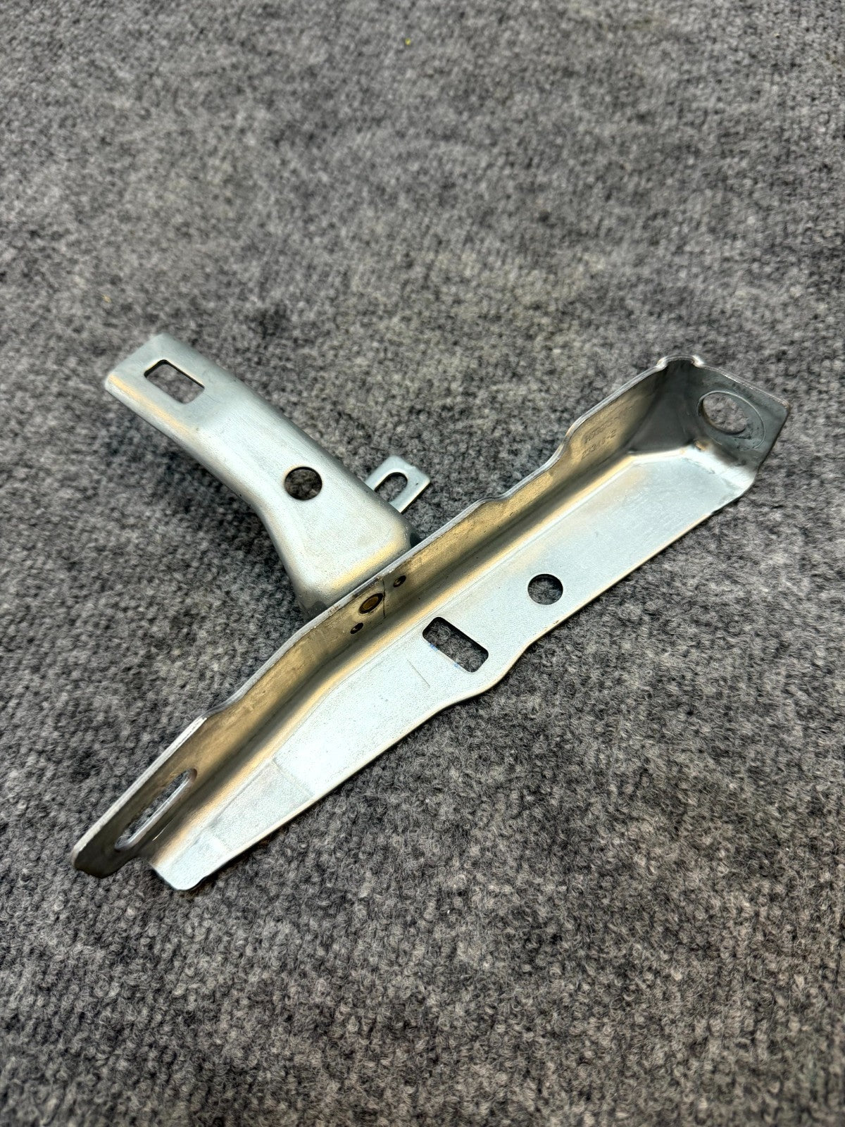 2020 - 2024 TESLA MODEL Y RIGHT SIDE INSTRUMENT PANEL RISER OEM, 1493875-00-C
