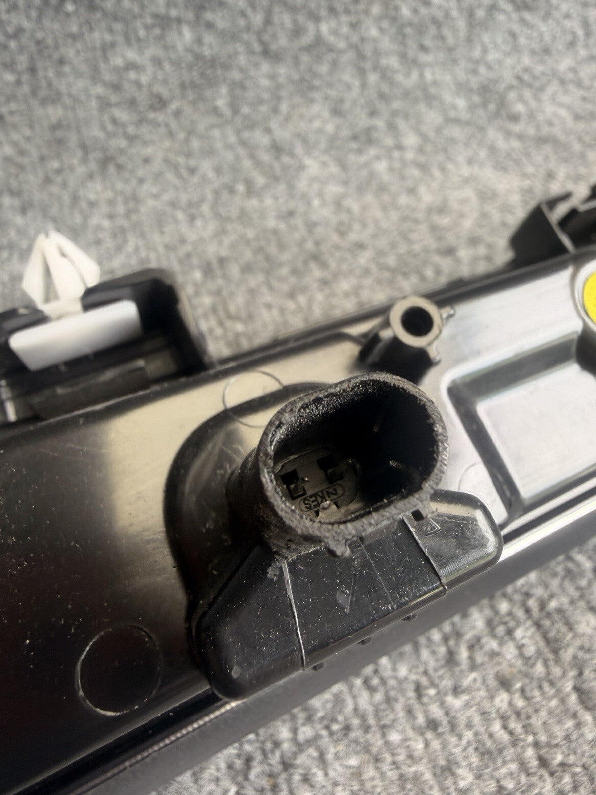 2025-2026 Tesla Model Y Juniper Front Center Lightbar Light Bar 2038294-00-C OEM