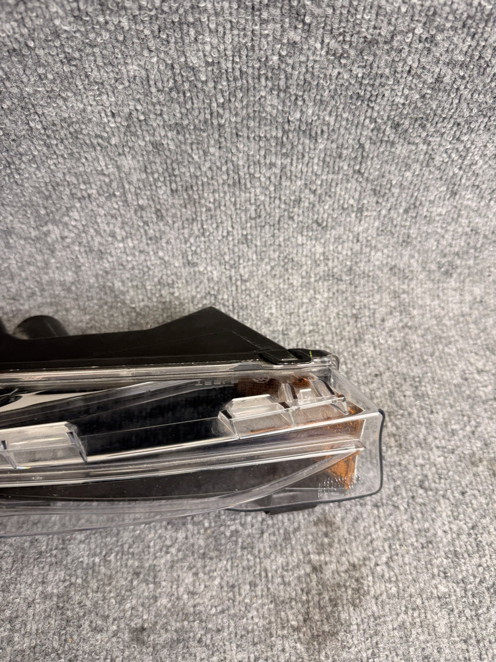 OEM 2018 - 2023 Tesla Model 3 Y Right RH 3 Pin LED Fog Light Lamp 1507931-00-D