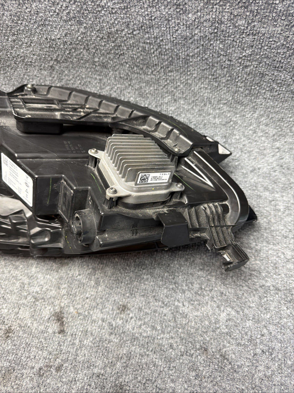 ♦️OEM 2021-2024 Tesla Model Y Right Passenger Matrix LED Headlight 1514953-00-D