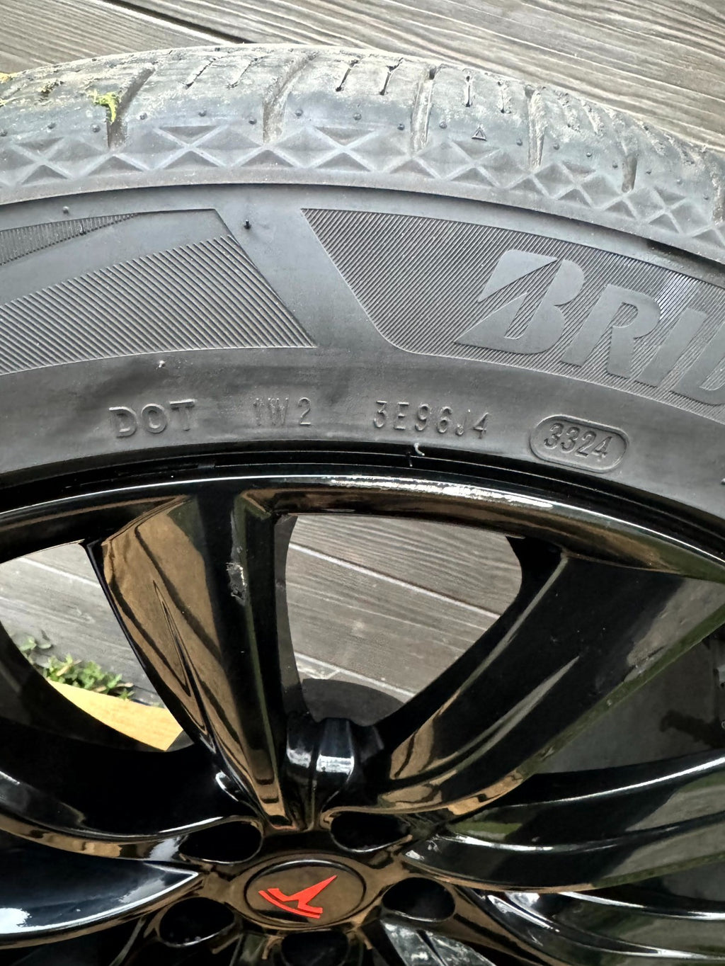 2017 - 2023 TESLA MODEL 3 Y FULL WHEEL WITH RIM SET W/ EMBLEM