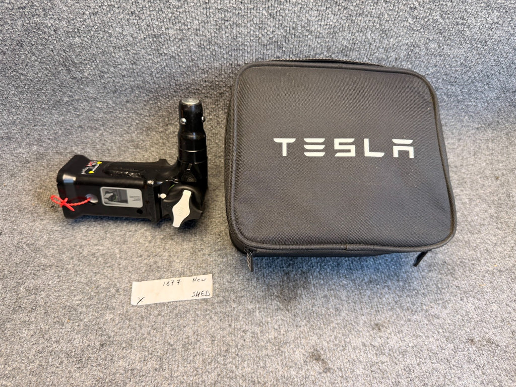 2016-24 TESLA Model X Tow ACPS Hook Trailer Hitch Receiver And Key 1027582-00-A