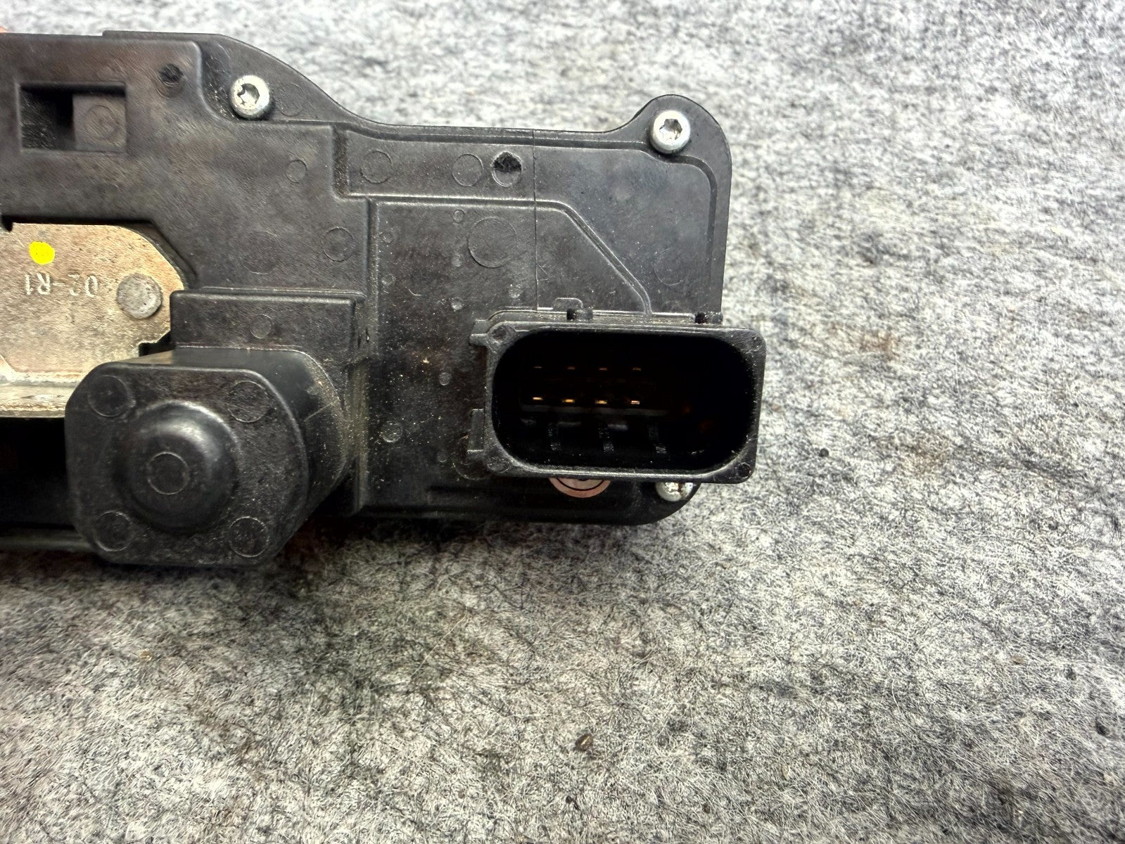 ♦️12-20 TESLA MODEL S FRONT RIGHT SIDE DOOR LOCK LATCH ACTUATOR OEM 6008912-00-C