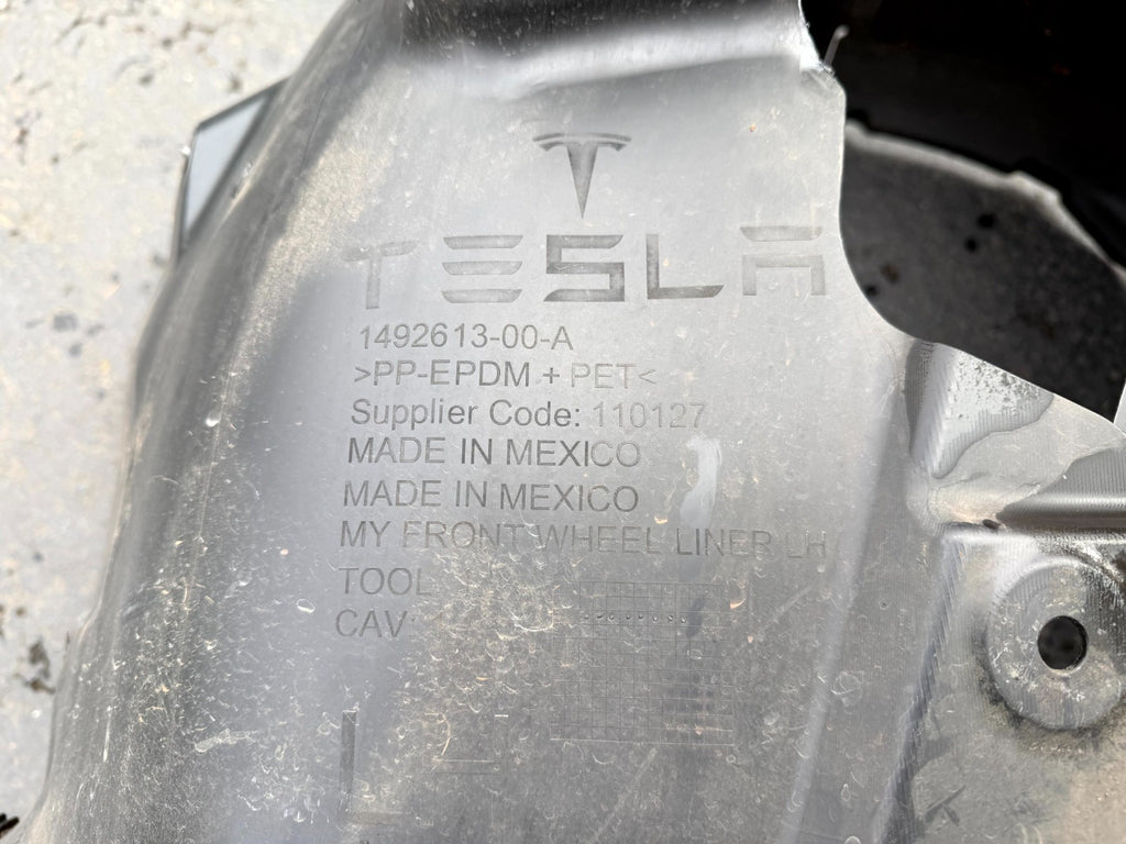 ♦️2020-2024 TESLA MODEL Y FRONT LEFT WHEEL FENDER LINER SHIELD OEM, 1492613-00-A