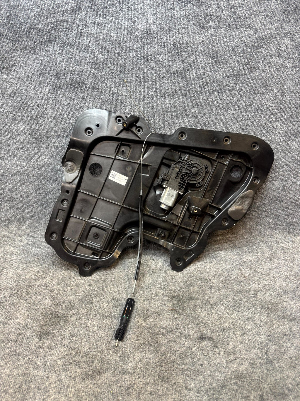 2017-2023 TESLA MODEL 3 REAR RIGHT DOOR WINDOW REGULATOR & MOTOR OEM, 109662310F