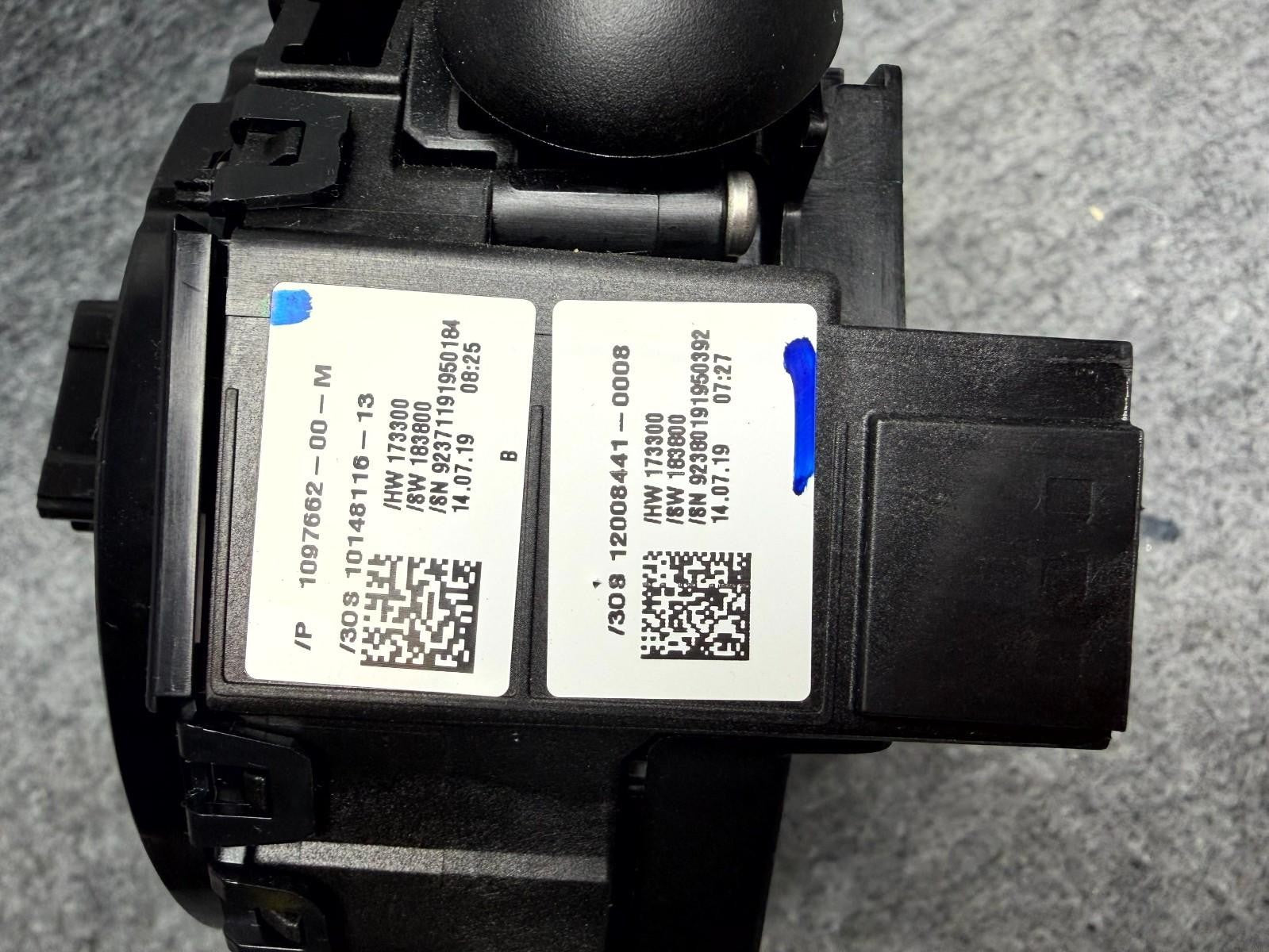 ♦️17-23 TESLA MODEL 3 Y STEERING COLUMN COMBINATION SWITCH OEM, 1097662-00-M