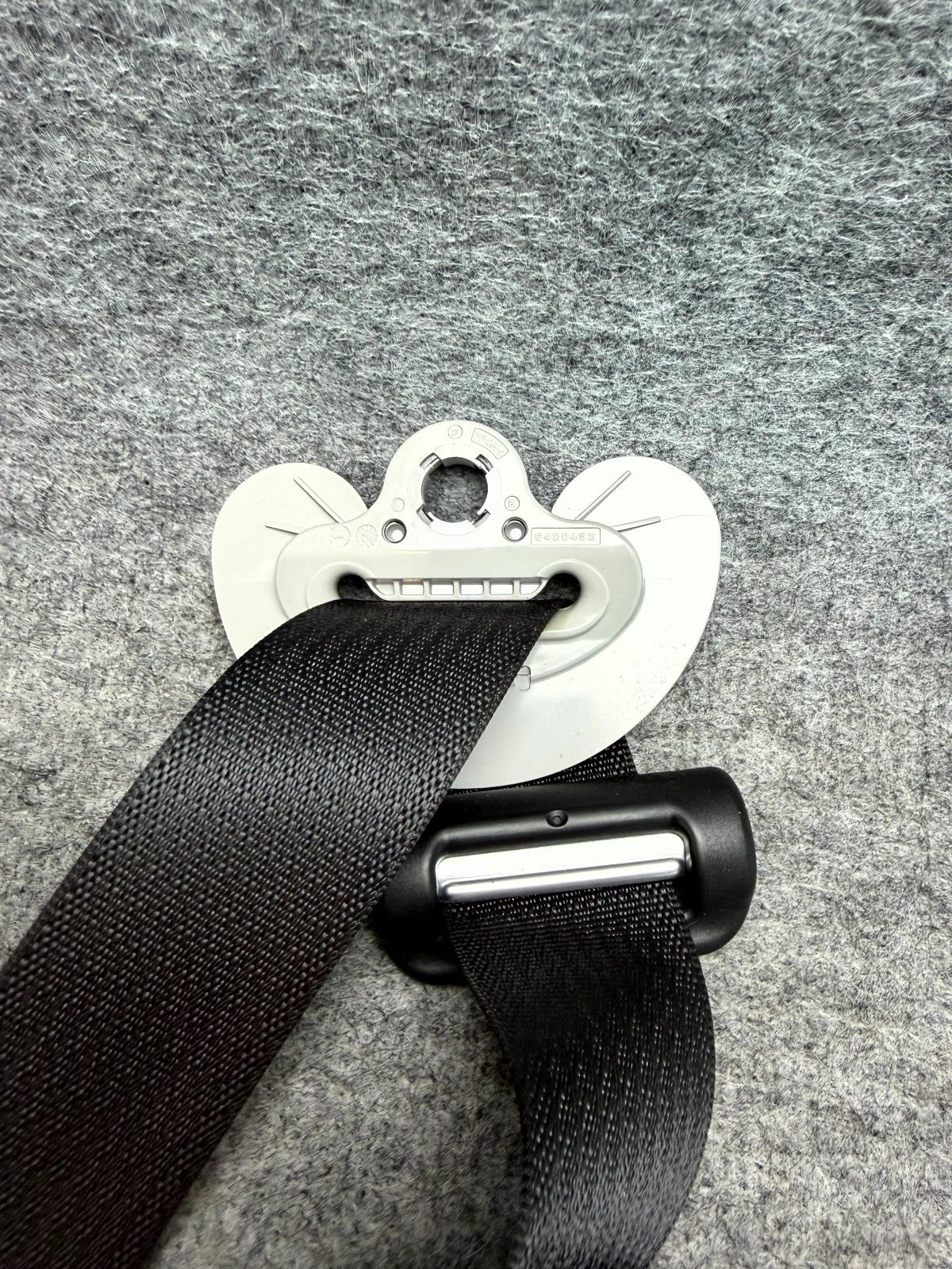 ♦️2017-2023 TESLA MODEL 3 FRONT RIGHT SEAT BELT W/ PRETENSIONER OEM 1081279-01-H