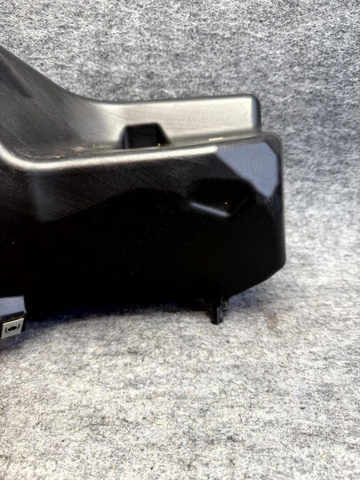 ♦️17-23 TESLA MODEL 3 WINDSHIELD WIPER WASHER FLUID RESERVOIR TANK OEM,109606200