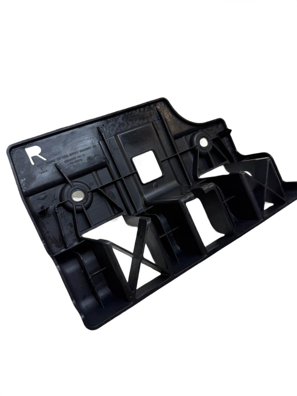 2017-23 Model 3 Rear Right Trunk Luggage Lid Floor Support Bracket 1089617-00-D