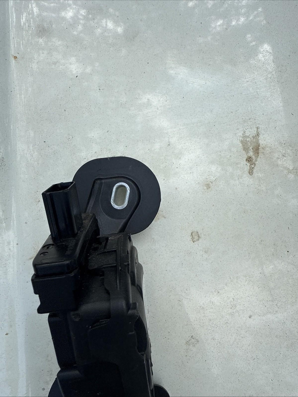 ♦️12-20 TESLA MODEL S LEFT SIDE ACCELERATOR GAS THROTTLE PEDAL OEM, 6PV933370