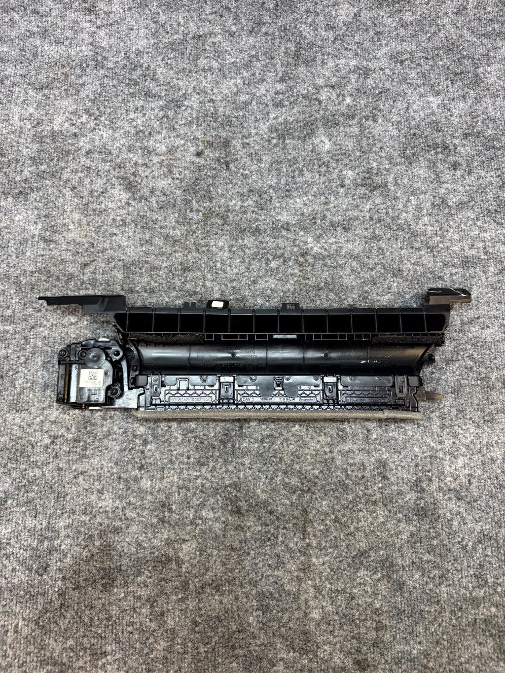 2017–2023 TESLA MODEL 3 FRONT LEFT AIR VENT GRILLE COVER TRIM OEM, 1083320-00-G