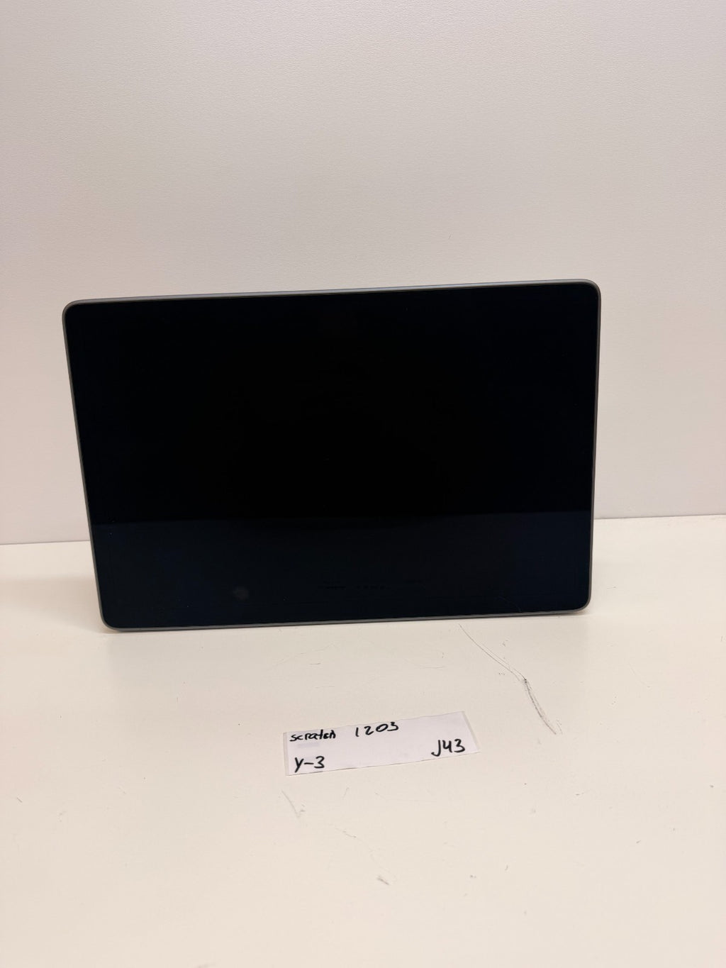 2017-23 Tesla Model 3 Y Center Touchscreen Display Screen 1089543-00-J