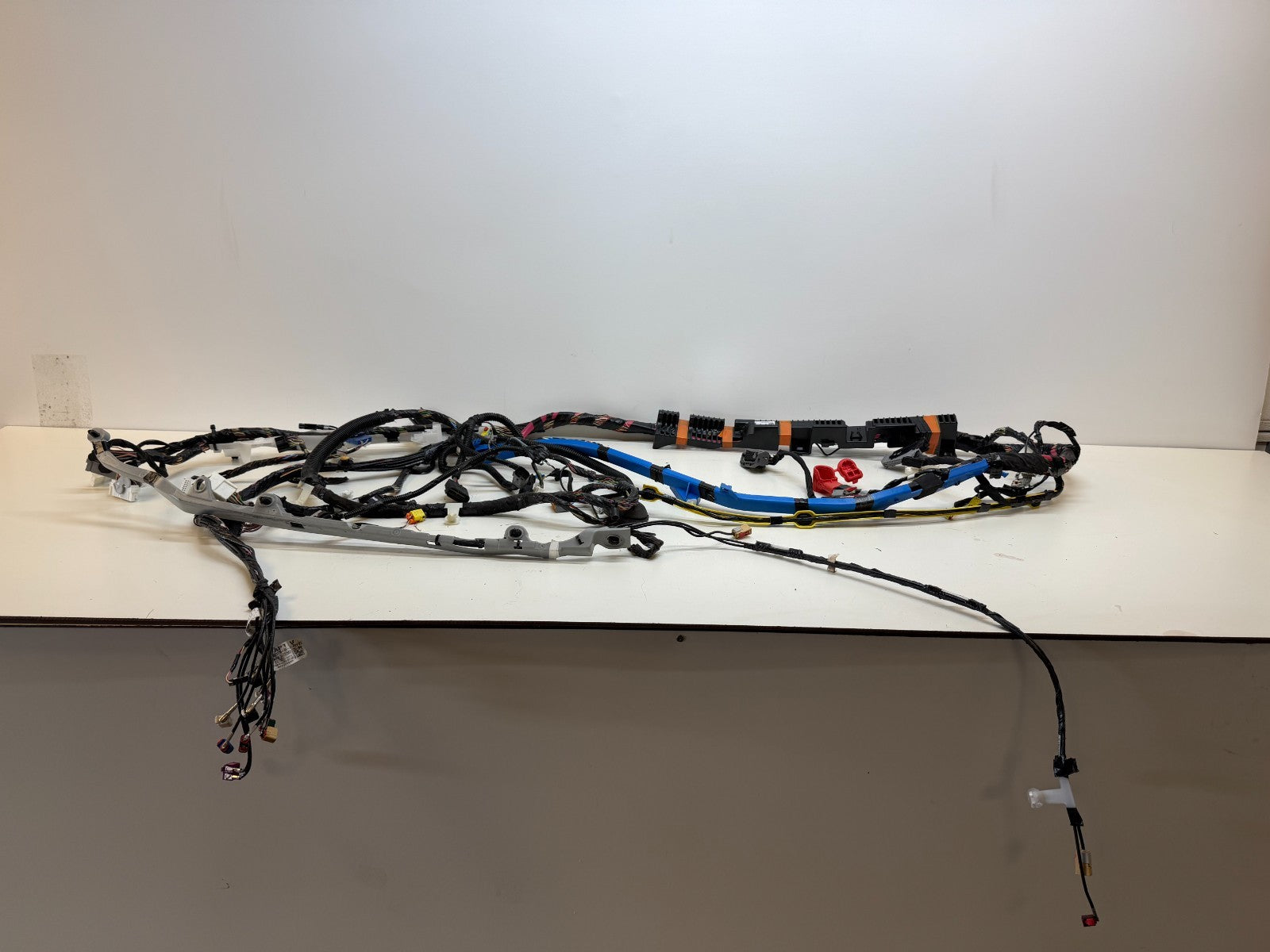 2020-2024 TESLA MODEL Y RIGHT SIDE MAIN BODY WIRE WIRING HARNESS 1489042-00-F