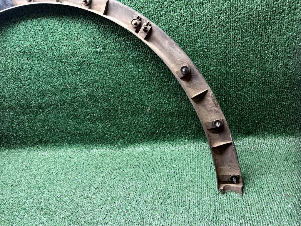 ♦️2020 - 2024 TESLA MODEL Y REAR RIGHT WHEEL FLARE GARNISH OEM, 1494164-00-B