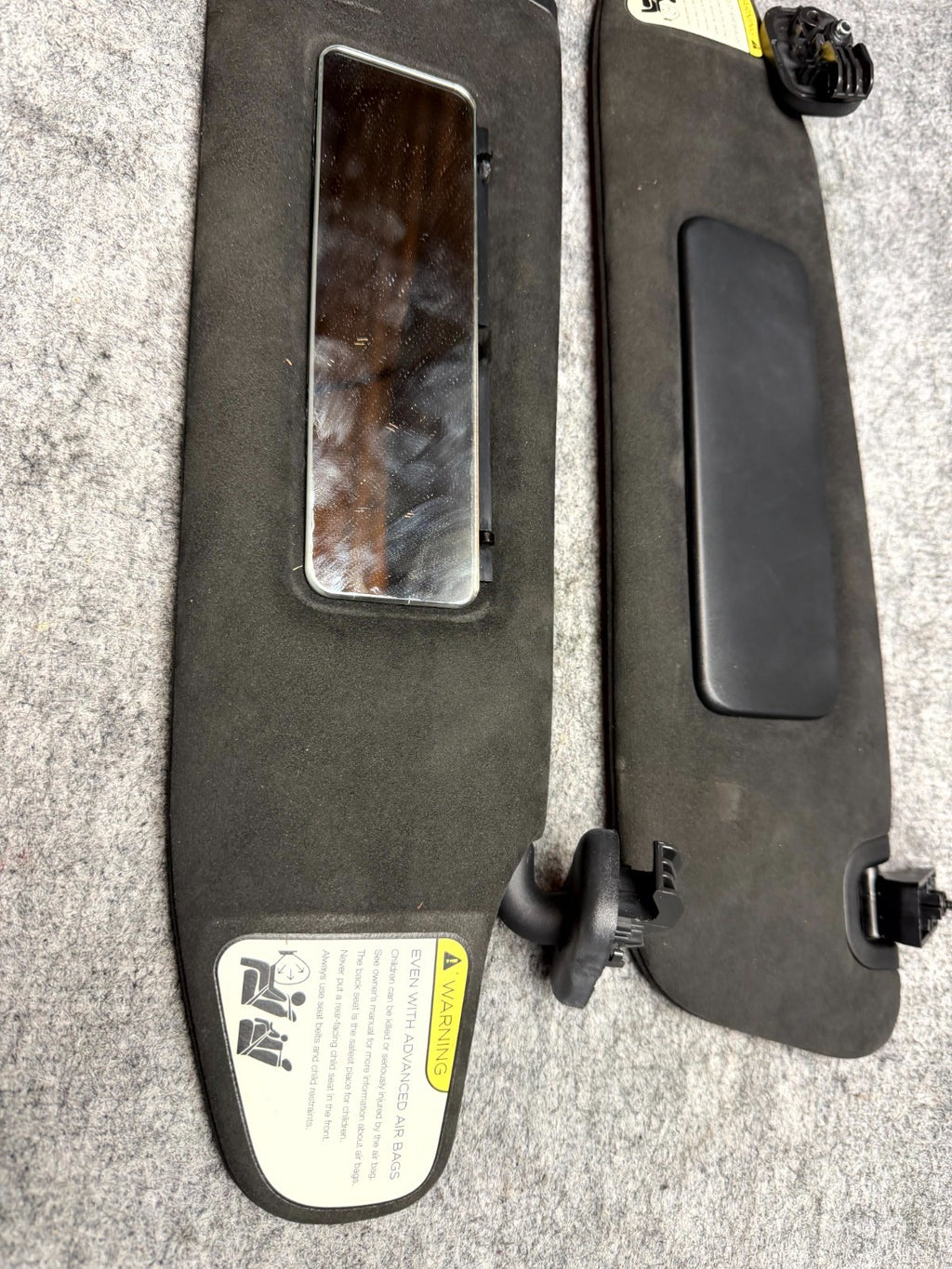 ♦️2017 - 2023 TESLA MODEL S FRONT RIGHT & LEFT SIDE SUN VISOR OEM, 1050619-02-A