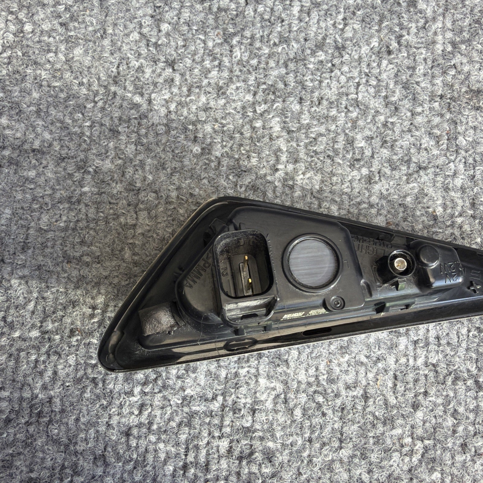 17-23 TESLA MODEL 3/Y LEFT FENDER TURN SIGNAL REPEATER CAMERA OEM 1125106-77-E