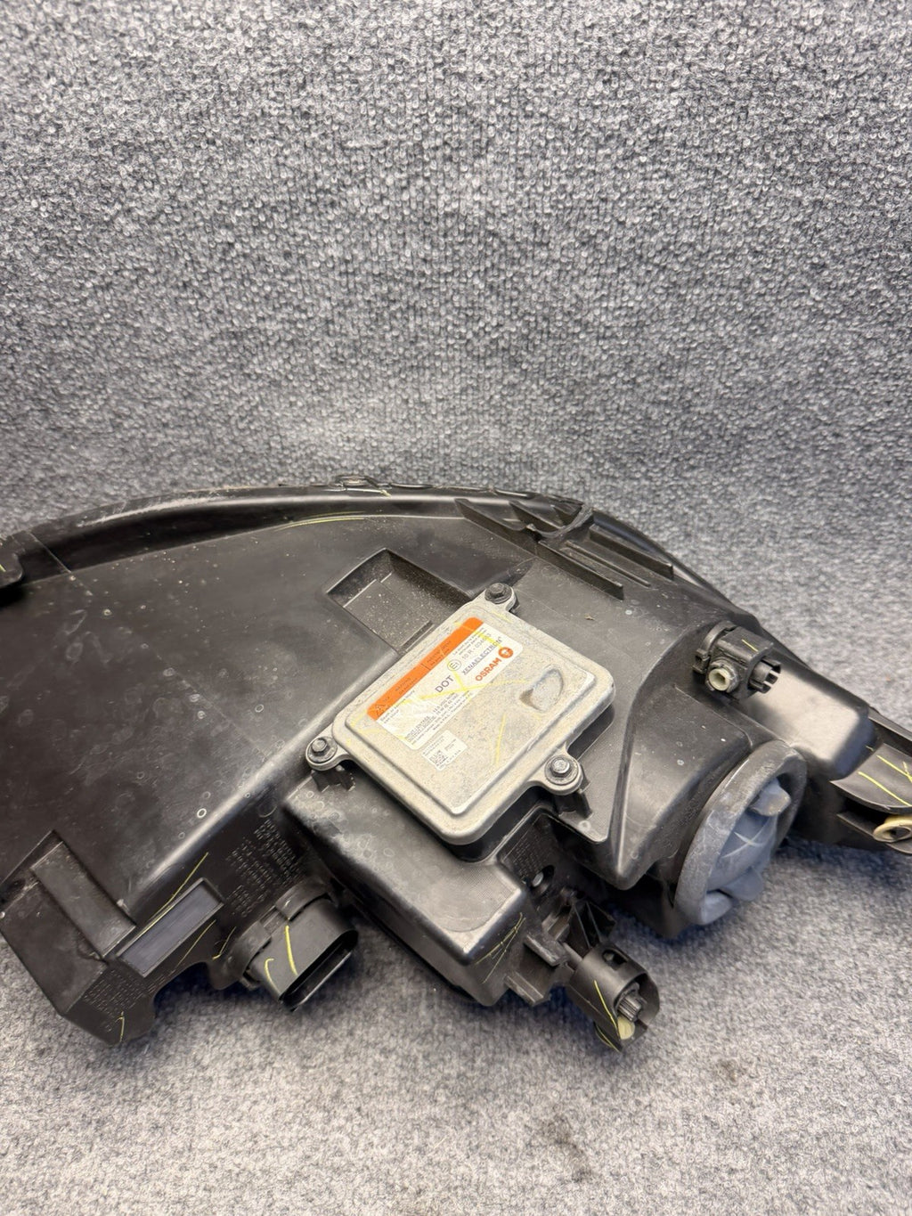Tesla Model S Headlight Head Lamp Front Left 2012-2016 6005906-00-B OEM