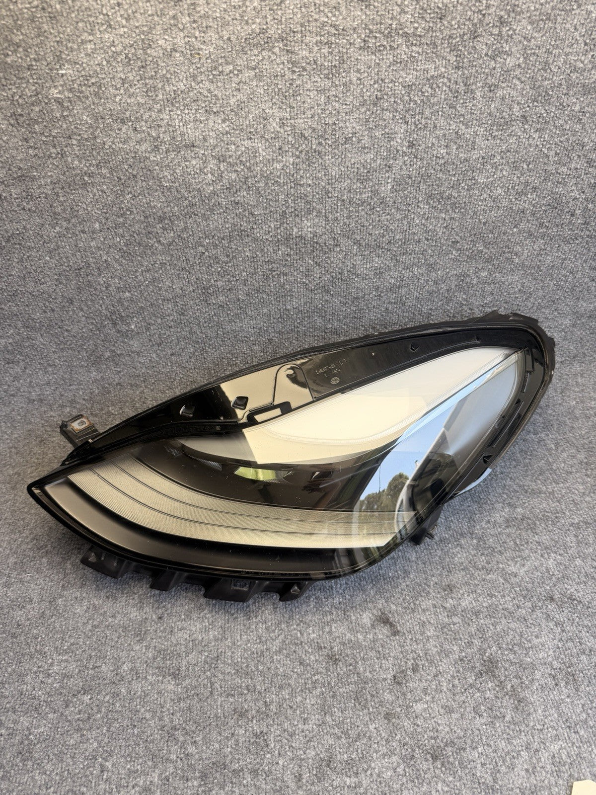 2021-2023 TESLA MODEL 3 Y LEFT HEADLIGHT PROJECTOR MATRIX 2ND GEN 1514952-00-C