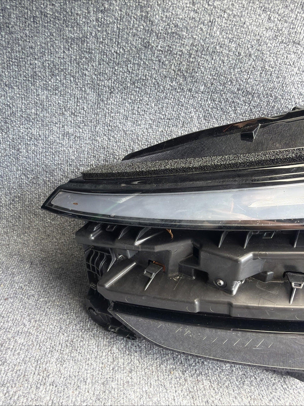 ✅25-26 Tesla Model Y Juniper Headlight Left LH Side LED 1918347-00-E /damaged
