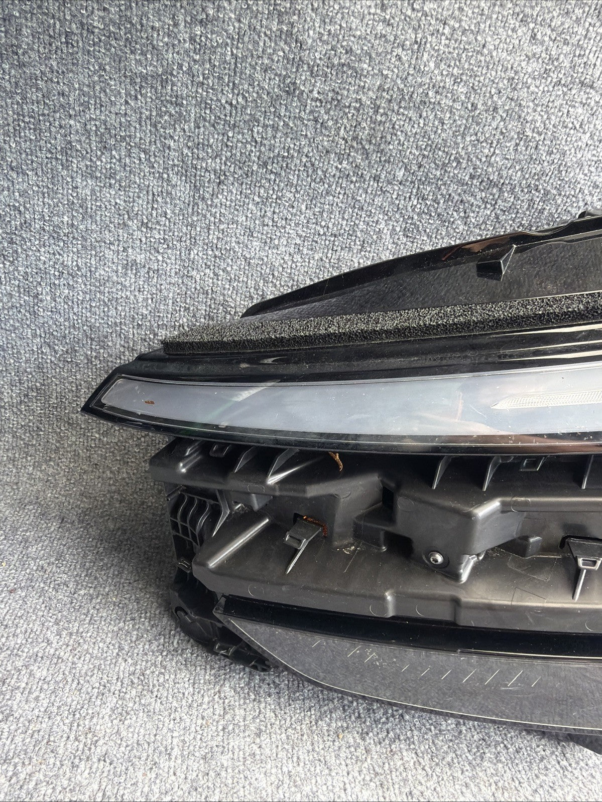 ✅25-26 Tesla Model Y Juniper Headlight Left LH Side LED 1918347-00-E /damaged