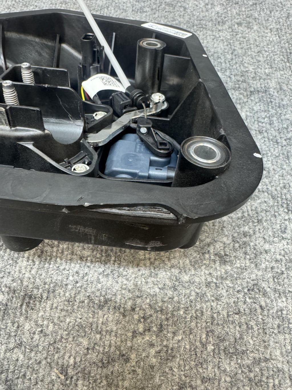 20 - 24 TESLA MODEL Y CHARGE CHARGING PORT INLET SOCKET MODULE OEM, 1490374-10-E