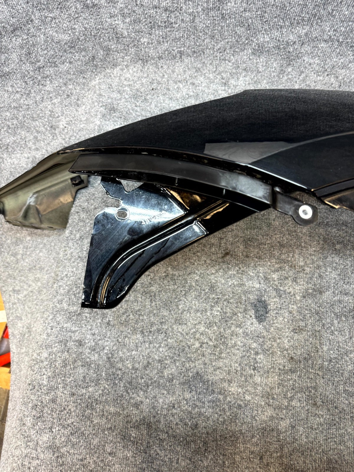 2020 - 2024 TESLA MODEL Y FRONT LEFT DRIVER SIDE FENDER PANEL OEM