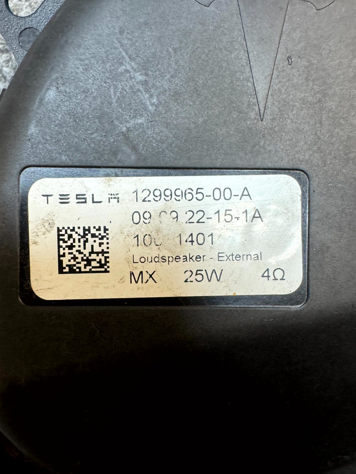 2017 - 2023 TESLA MODEL 3 FRONT PEDESTRIAN CAR WARNING SPEAKER OEM, 1299965-00-A