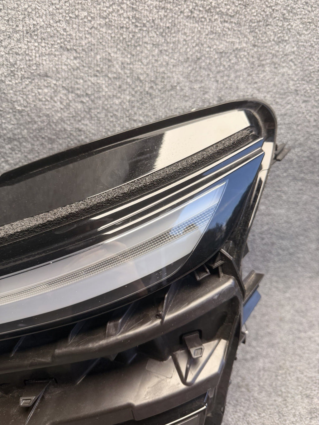 2025 2026 Tesla Model Y Juniper Left Driver Side LED Headlight OEM 1918347-00-E