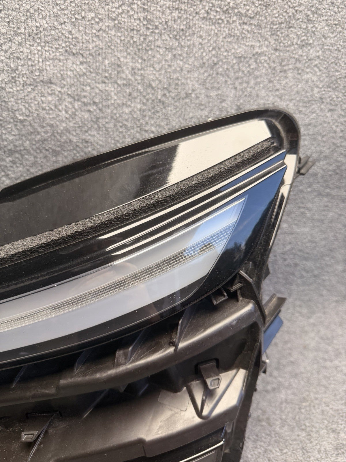 2025 2026 Tesla Model Y Juniper Left Driver Side LED Headlight OEM 1918347-00-E